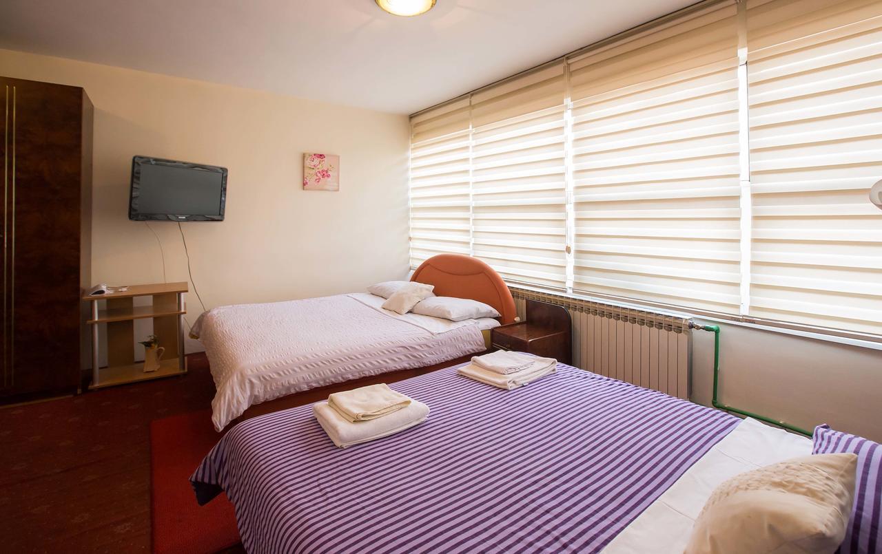 Zivinice Jet Star Motel מראה חיצוני תמונה